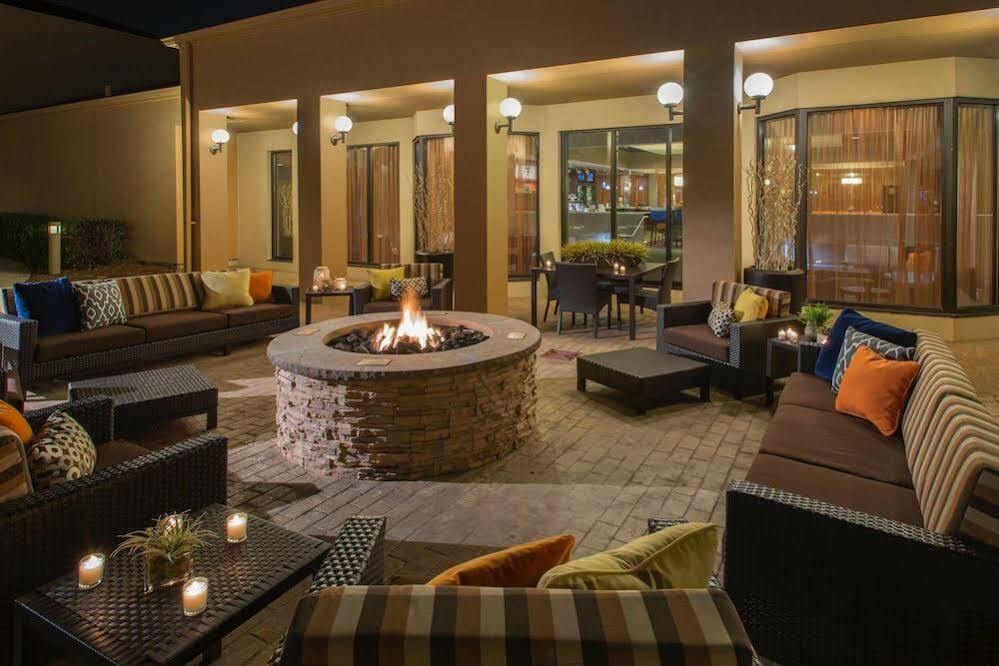 Courtyard By Marriott Atlanta Windy Hill/Ballpark Smyrna Zewnętrze zdjęcie